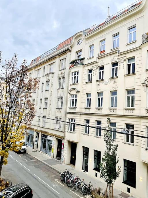 City-Center-Apartment Hip Area, Big & New Vienna Luaran gambar