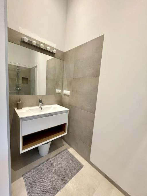 City-Center-Apartment Hip Area, Big & New Vienna Luaran gambar
