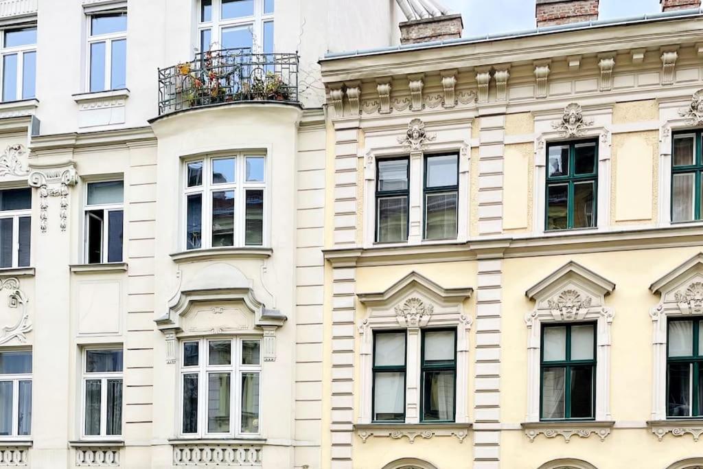 City-Center-Apartment Hip Area, Big & New Vienna Luaran gambar